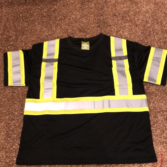 TuGlow  Model No: St903 Tissu, Fabic,Greene, 100% Polyester 4XL Made in China - Picture 2 of 3